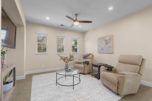 772 Pullman Ct, Rocklin, CA 95765