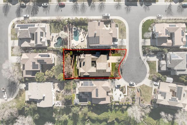 772 Pullman Ct, Rocklin, CA 95765