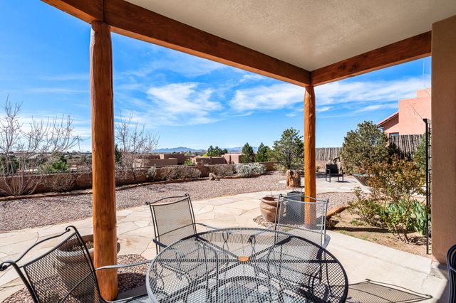 1 Caballito, Santa Fe, NM 87508