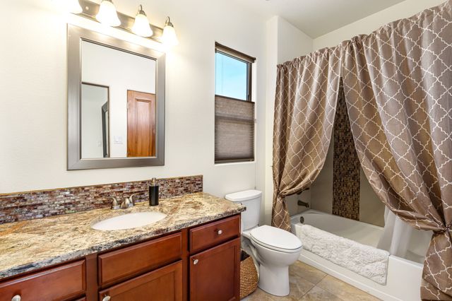 1 Caballito, Santa Fe, NM 87508