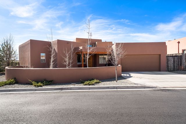1 Caballito, Santa Fe, NM 87508