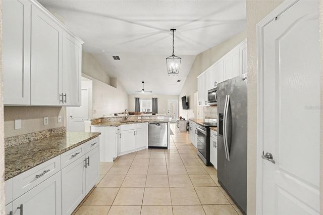 8791 FORT SOCRUM VILLAGE WAY, Lakeland, FL 33810