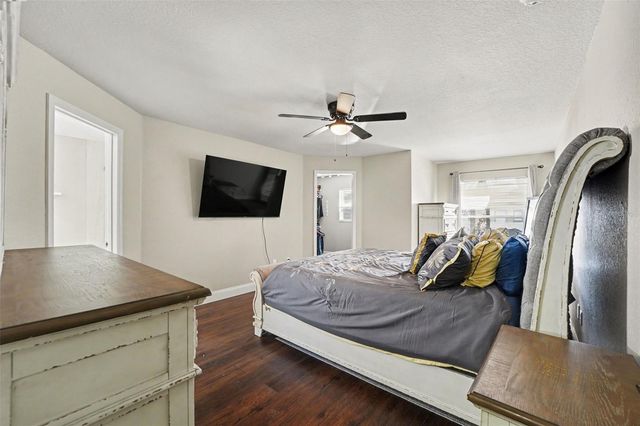 8791 FORT SOCRUM VILLAGE WAY, Lakeland, FL 33810