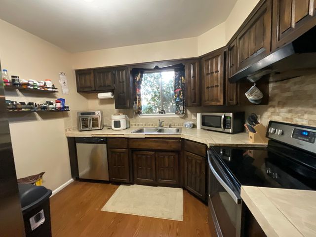 3608 General Patch Street NE, Albuquerque, NM 87111