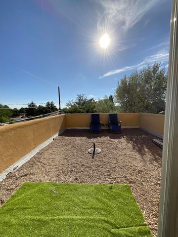 3608 General Patch Street NE, Albuquerque, NM 87111