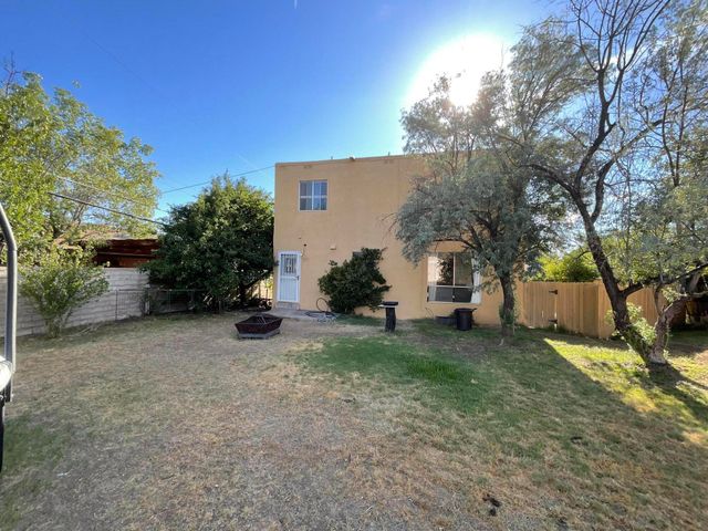 3608 General Patch Street NE, Albuquerque, NM 87111