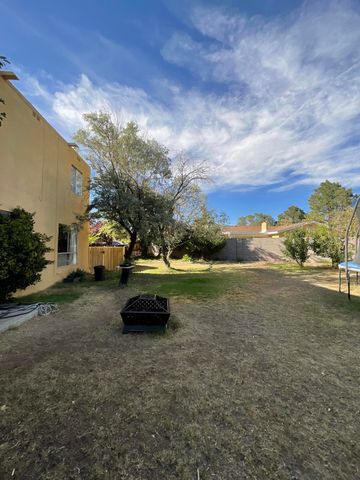 3608 General Patch Street NE, Albuquerque, NM 87111
