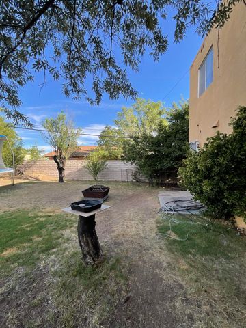 3608 General Patch Street NE, Albuquerque, NM 87111