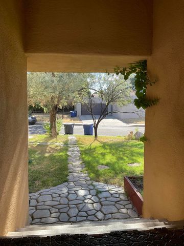 3608 General Patch Street NE, Albuquerque, NM 87111