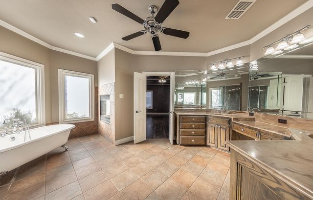 11302 Juneau Avenue, Lubbock, TX 79424