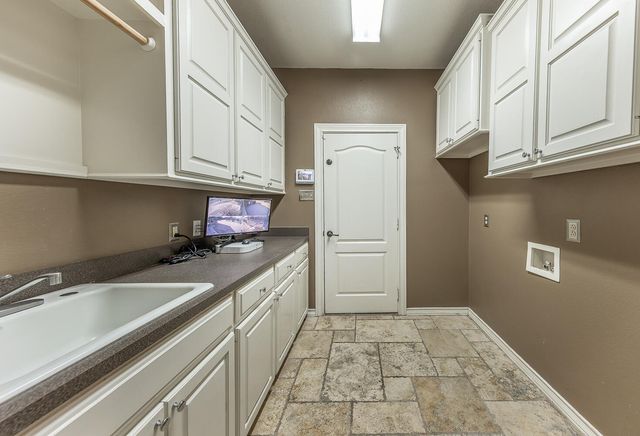 11302 Juneau Avenue, Lubbock, TX 79424