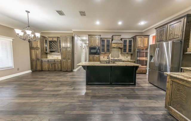 11302 Juneau Avenue, Lubbock, TX 79424