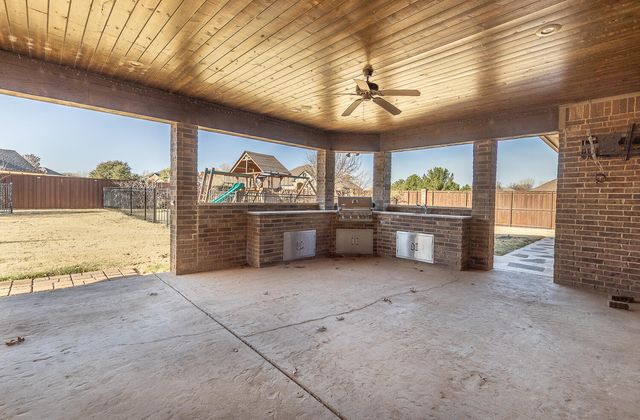 11302 Juneau Avenue, Lubbock, TX 79424