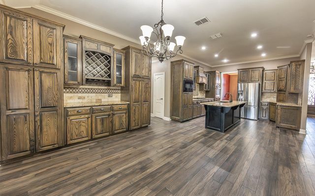 11302 Juneau Avenue, Lubbock, TX 79424