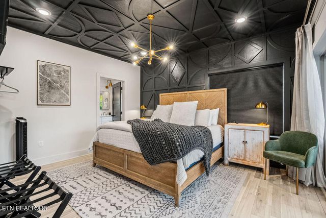 839 Deer Path Lane, Gatlinburg, TN 37738