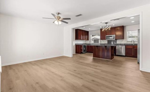 737 Revere Avenue, Fort Walton Beach, FL 32547