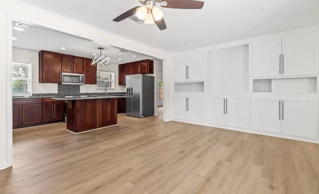 737 Revere Avenue, Fort Walton Beach, FL 32547