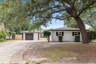 737 Revere Avenue, Fort Walton Beach, FL 32547