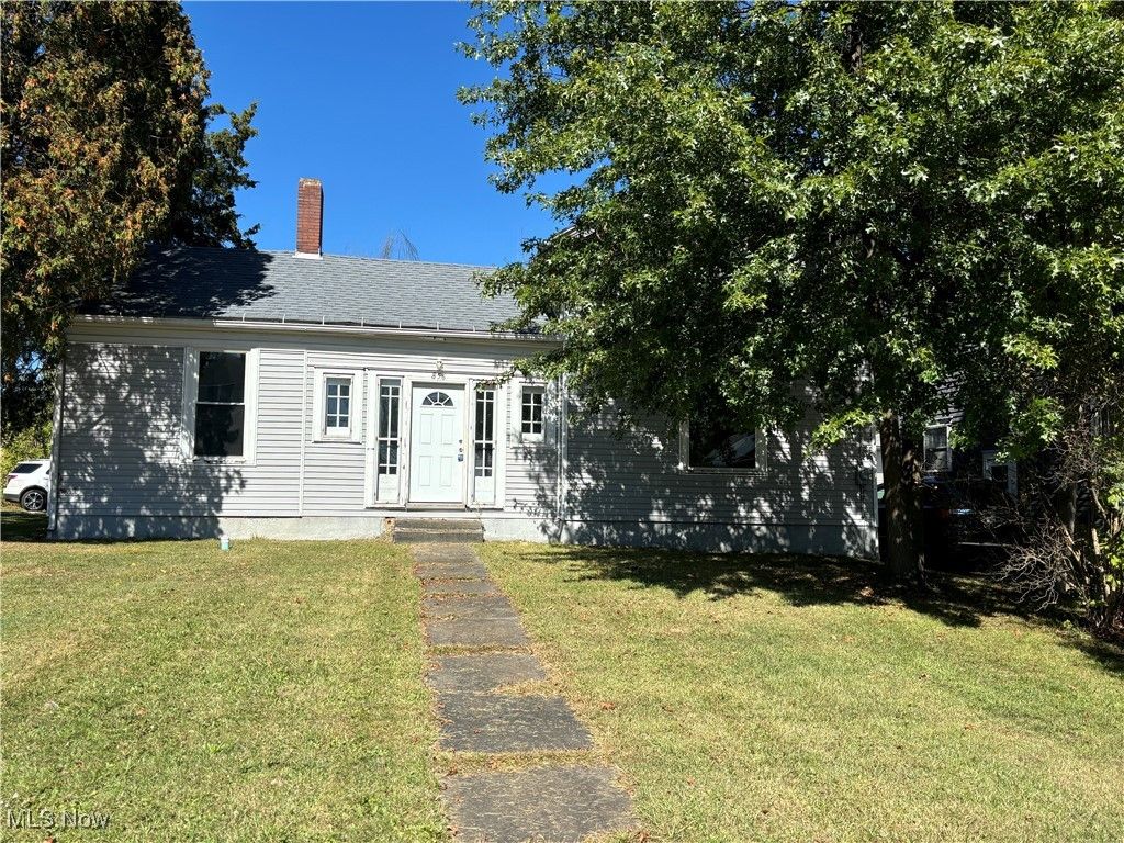 856 W Main Street, Ravenna, OH 44266