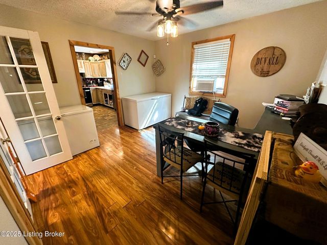 273 Coopers Point Rd, Leitchfield, KY 42754