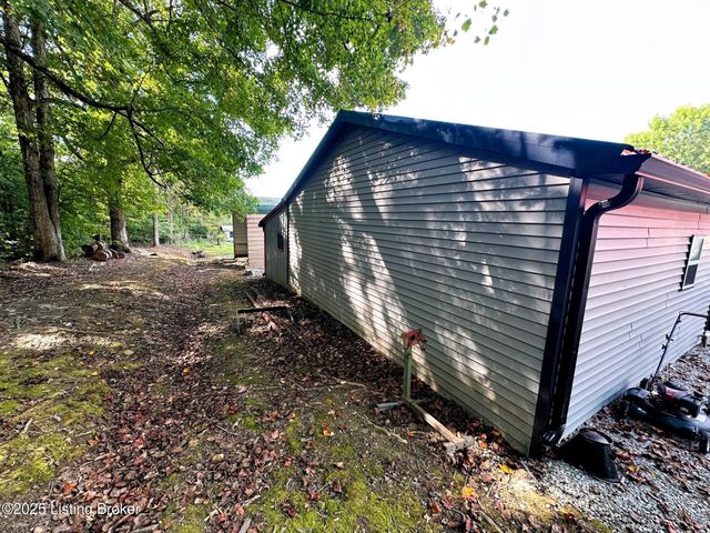 273 Coopers Point Rd, Leitchfield, KY 42754