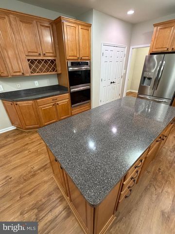 10410 SILVER CREEK CT, Spotsylvania, VA 22553