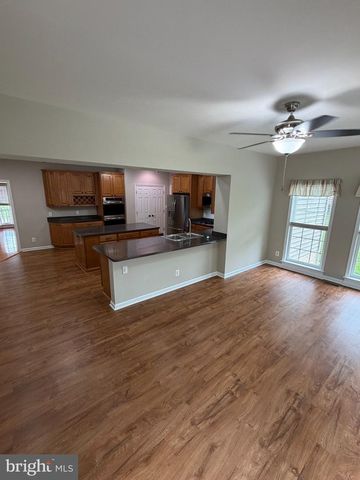 10410 SILVER CREEK CT, Spotsylvania, VA 22553