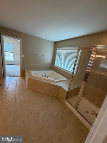 10410 SILVER CREEK CT, Spotsylvania, VA 22553