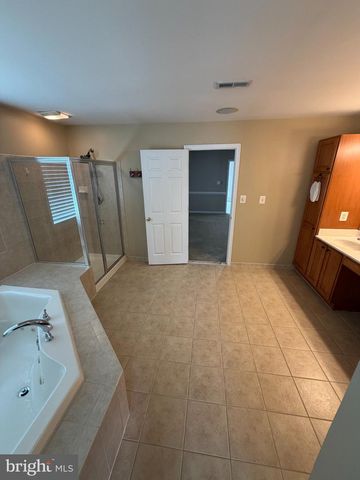 10410 SILVER CREEK CT, Spotsylvania, VA 22553