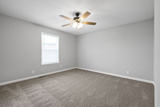 358 Peabody Dr Apt 2, Clarksville, TN 37042