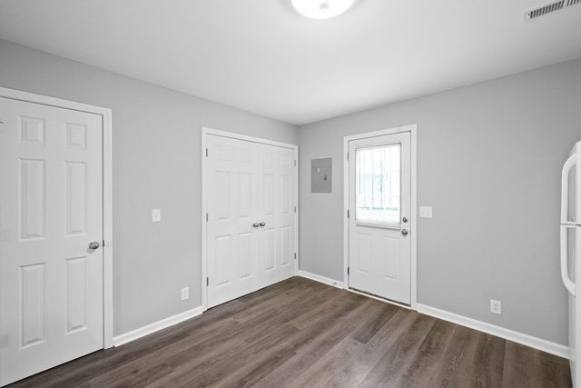 358 Peabody Dr Apt 2, Clarksville, TN 37042