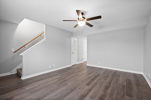 358 Peabody Dr Apt 2, Clarksville, TN 37042