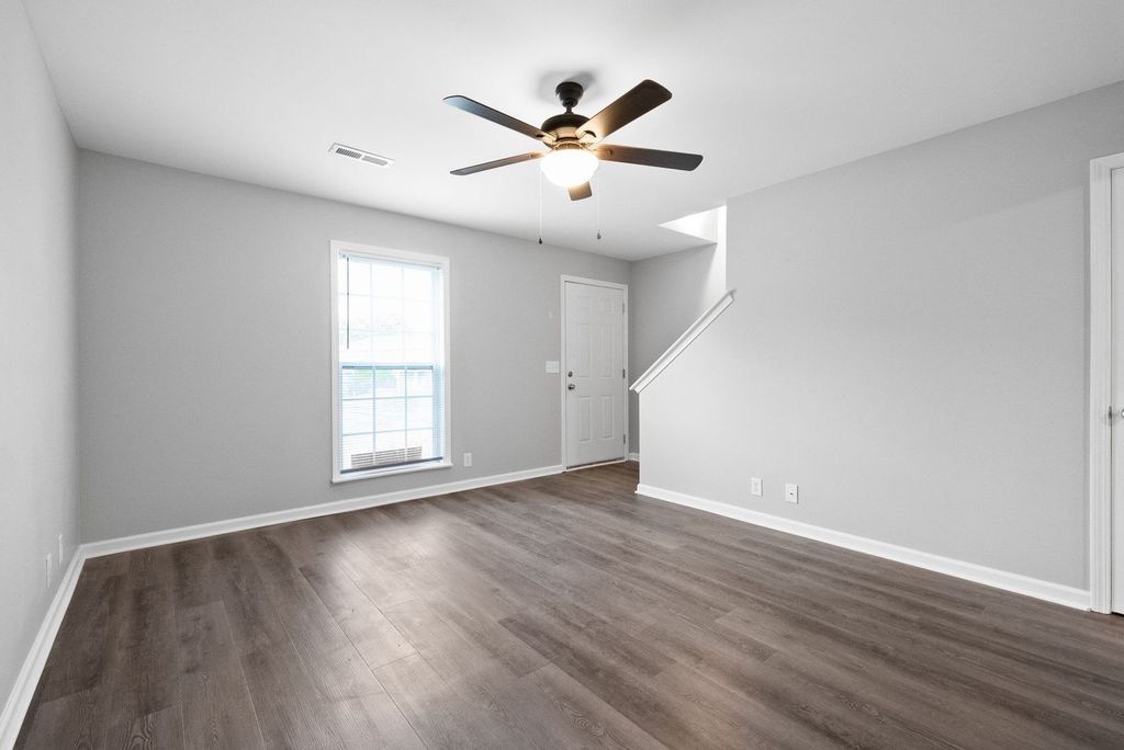 358 Peabody Dr Apt 2, Clarksville, TN 37042