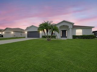 719 SW Broadview Street, Port St. Lucie, Port St Lucie, FL 34983