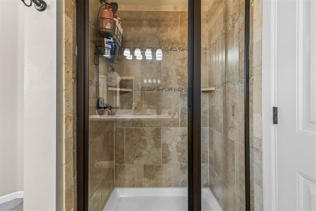 8716 SW 39th Street, Oklahoma City, OK 73179