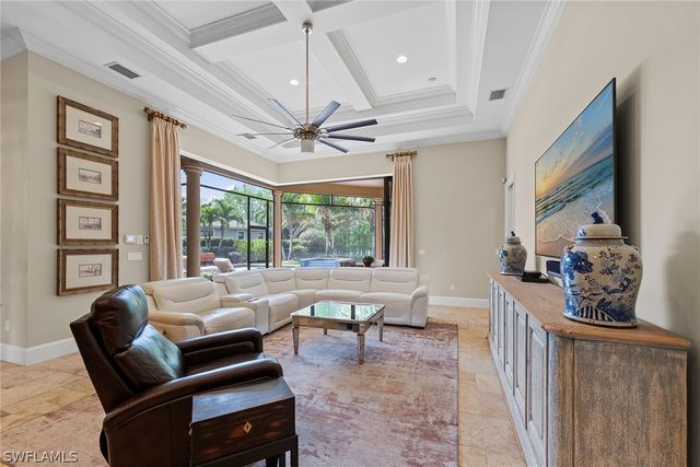 6081 Tamworth CT, Naples, FL 34119