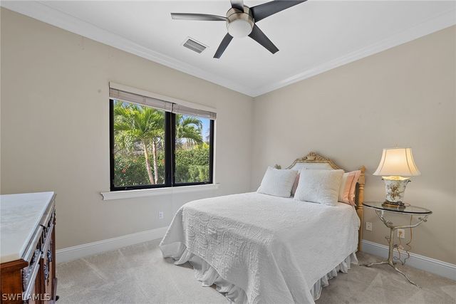 6081 Tamworth CT, Naples, FL 34119