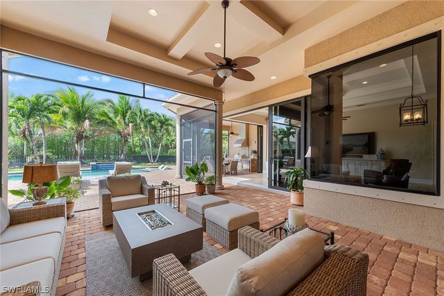 6081 Tamworth CT, Naples, FL 34119