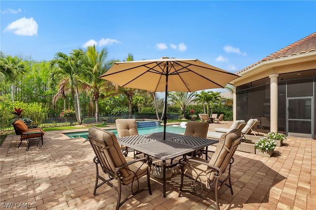 6081 Tamworth CT, Naples, FL 34119