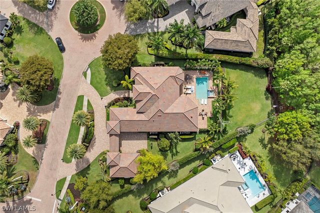 6081 Tamworth CT, Naples, FL 34119