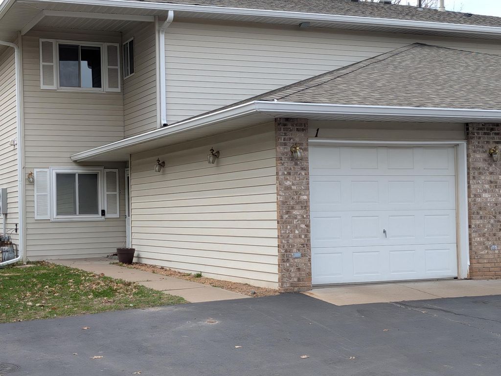 120 Ruth Street N 1, Saint Paul, MN 55119