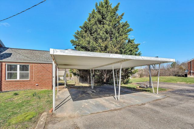 6831 Booker T Washington Hwy, Wirtz, VA 24184