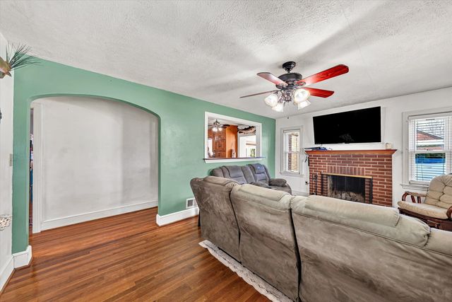 6831 Booker T Washington Hwy, Wirtz, VA 24184