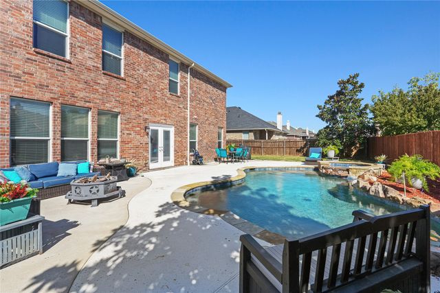 704 Beau Drive, Wylie, TX 75098