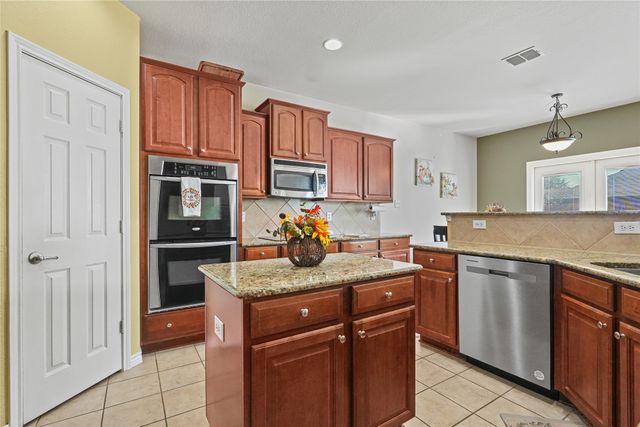 704 Beau Drive, Wylie, TX 75098