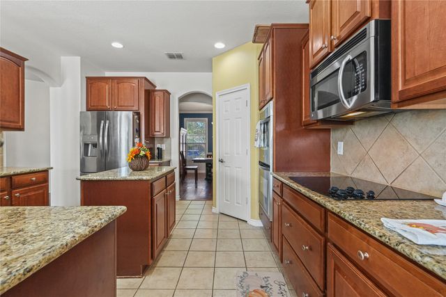 704 Beau Drive, Wylie, TX 75098