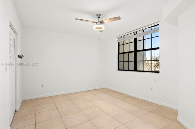 1919 Van Buren St 418A, Hollywood, FL 33020