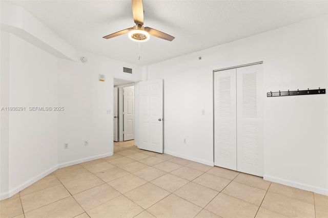 1919 Van Buren St 418A, Hollywood, FL 33020