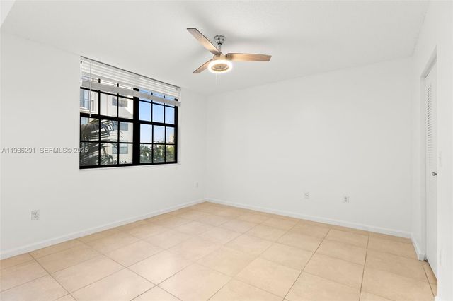 1919 Van Buren St 418A, Hollywood, FL 33020