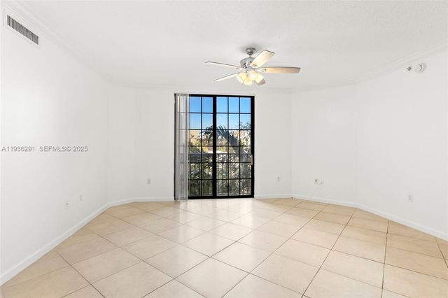 1919 Van Buren St 418A, Hollywood, FL 33020